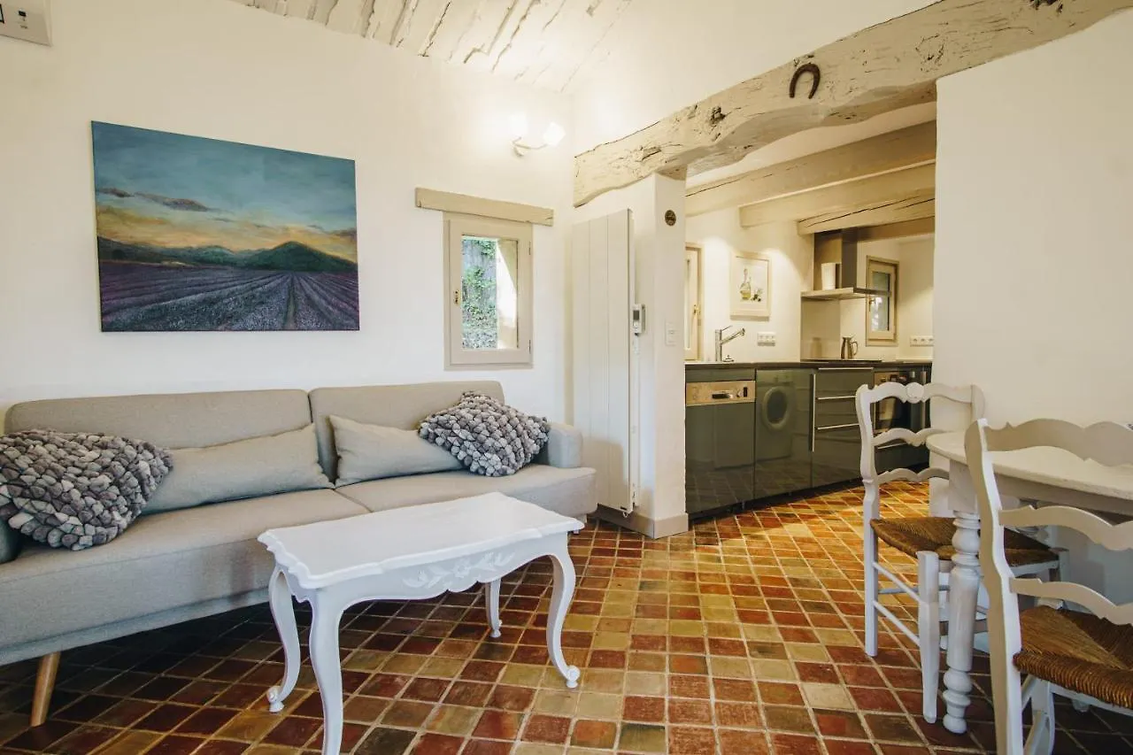 Holiday home Magnifique Propriete Avec Vues Panoramiques Et Piscine Privee Villa Auribeau